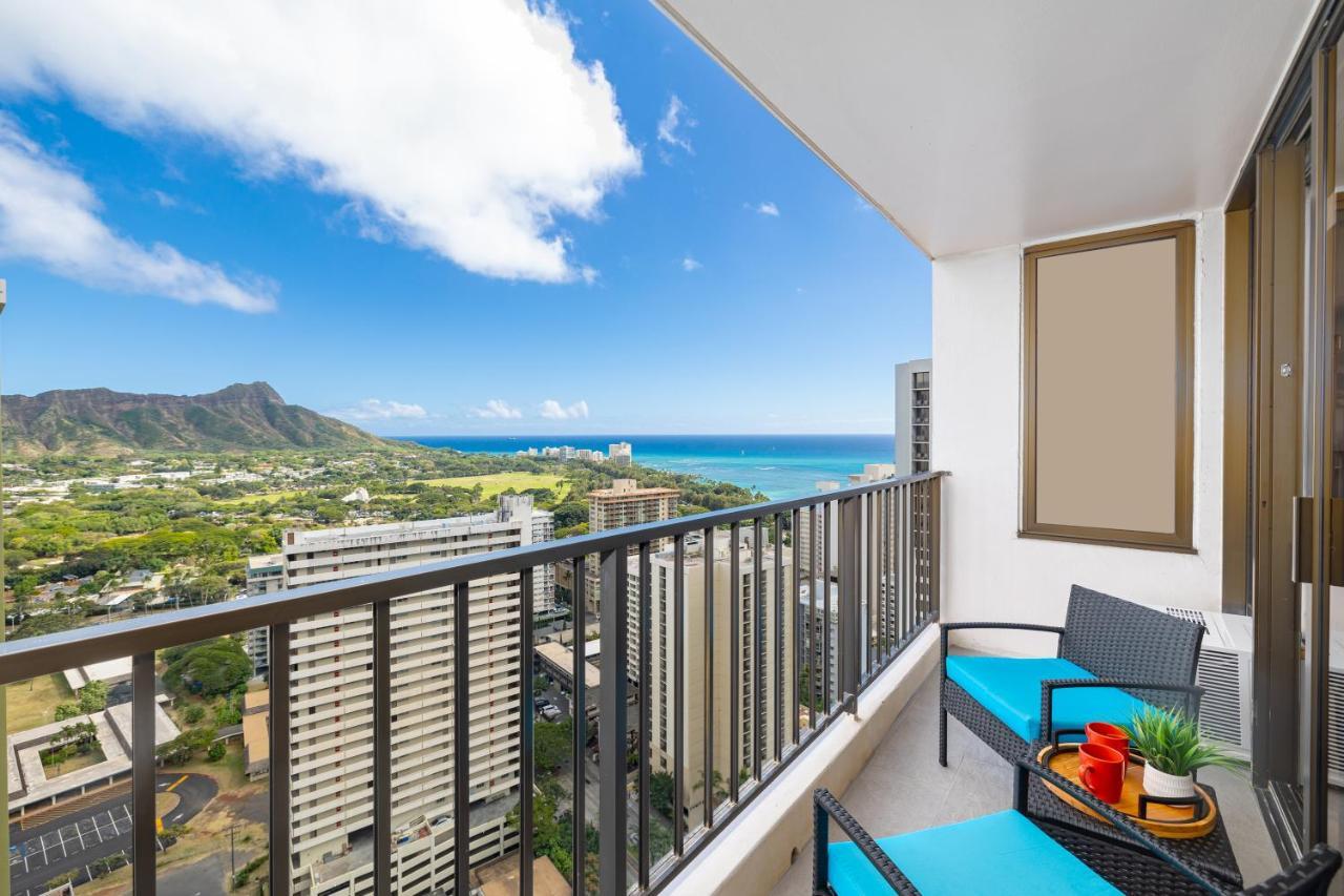 Ocean & Diamond Head Views - Near Beach - Parking! Гонолулу Экстерьер фото
