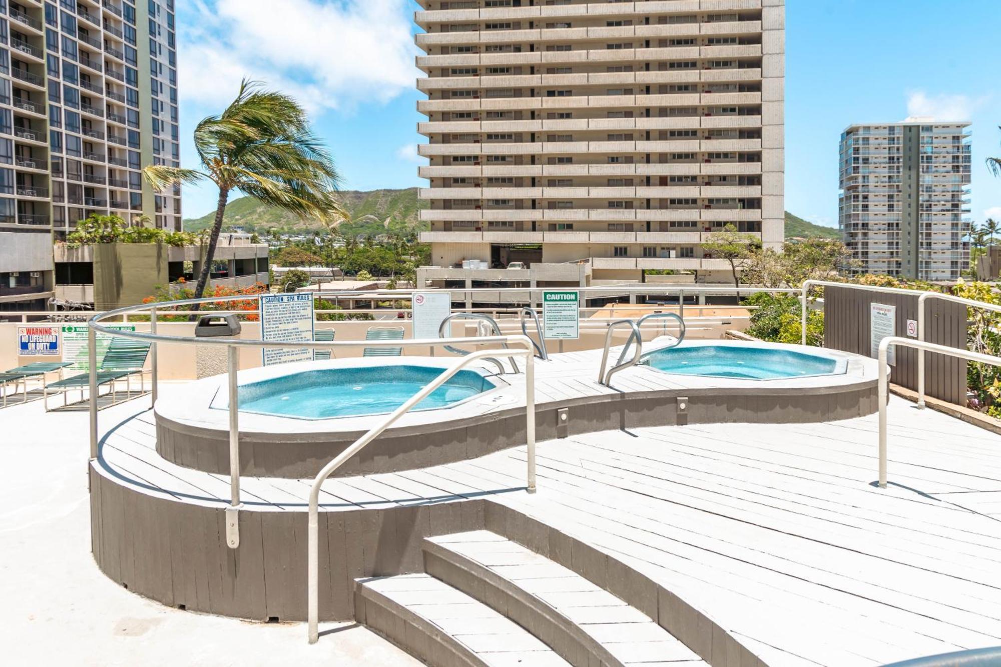 Ocean & Diamond Head Views - Near Beach - Parking! Гонолулу Экстерьер фото